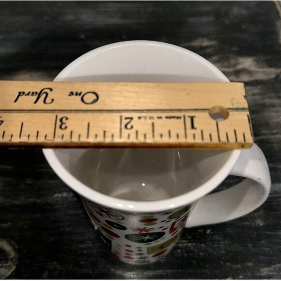 Set Of 3 Christmas Themed Porcelain Mugs - Picture 13 of 13